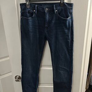 Banana Republic Navy Traveler Slim Fit 31x32 Denim Jeans